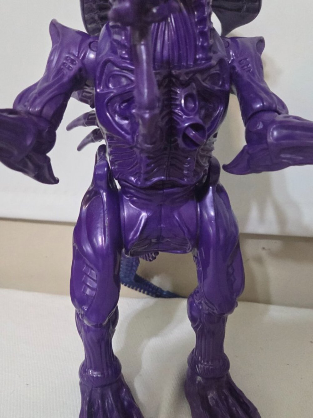 2019 Lanard Toys Xenomorph Purple Alien Queen Collection Figure 12” Poseable - Picture 2 of 5